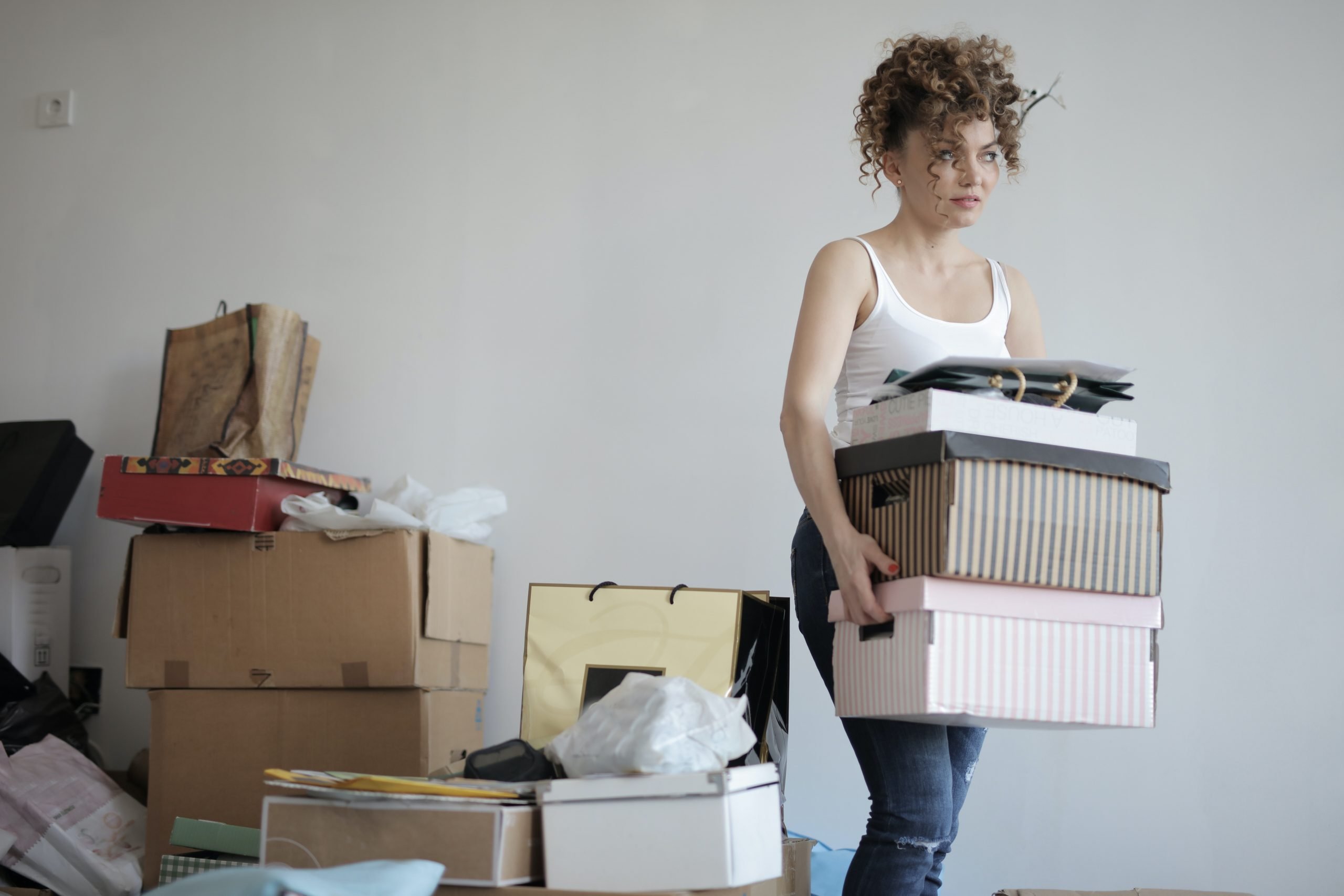 You are currently viewing Moving? Get Rid of Junk